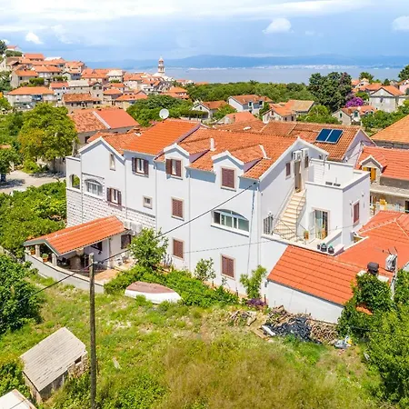 Dinka Appartement Sutivan