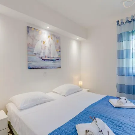 Dinka Apartment *