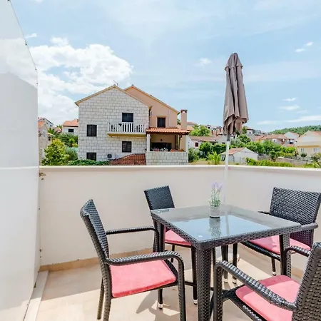 Dinka Apartment