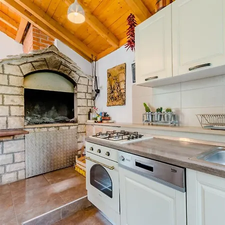 Dinka * سوتيفان