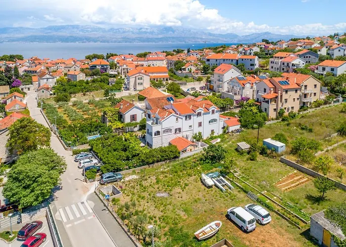 Appartement Dinka Sutivan