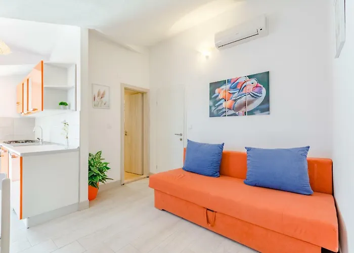 Appartement Dinka Sutivan