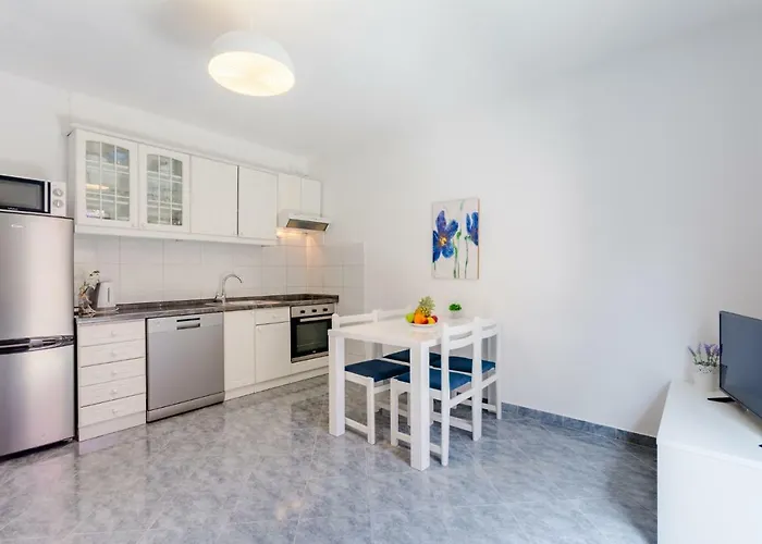 Dinka Apartman