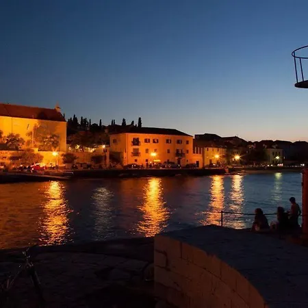 Dinka * Сутиван