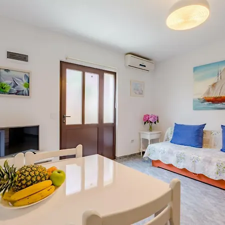 Dinka Сутиван